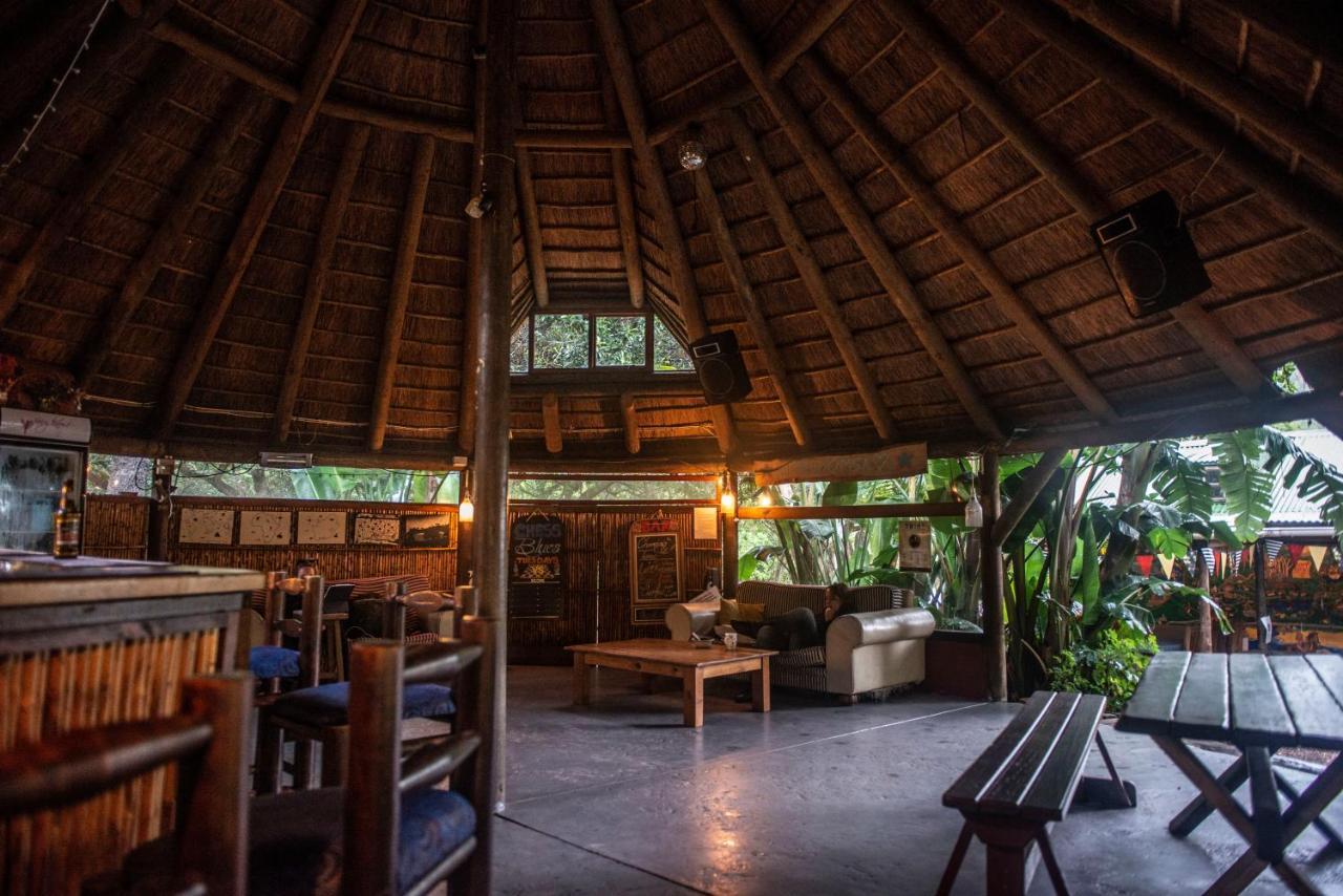Fairy Knowe Backpackers Lodge Вілдернесс Екстер'єр фото